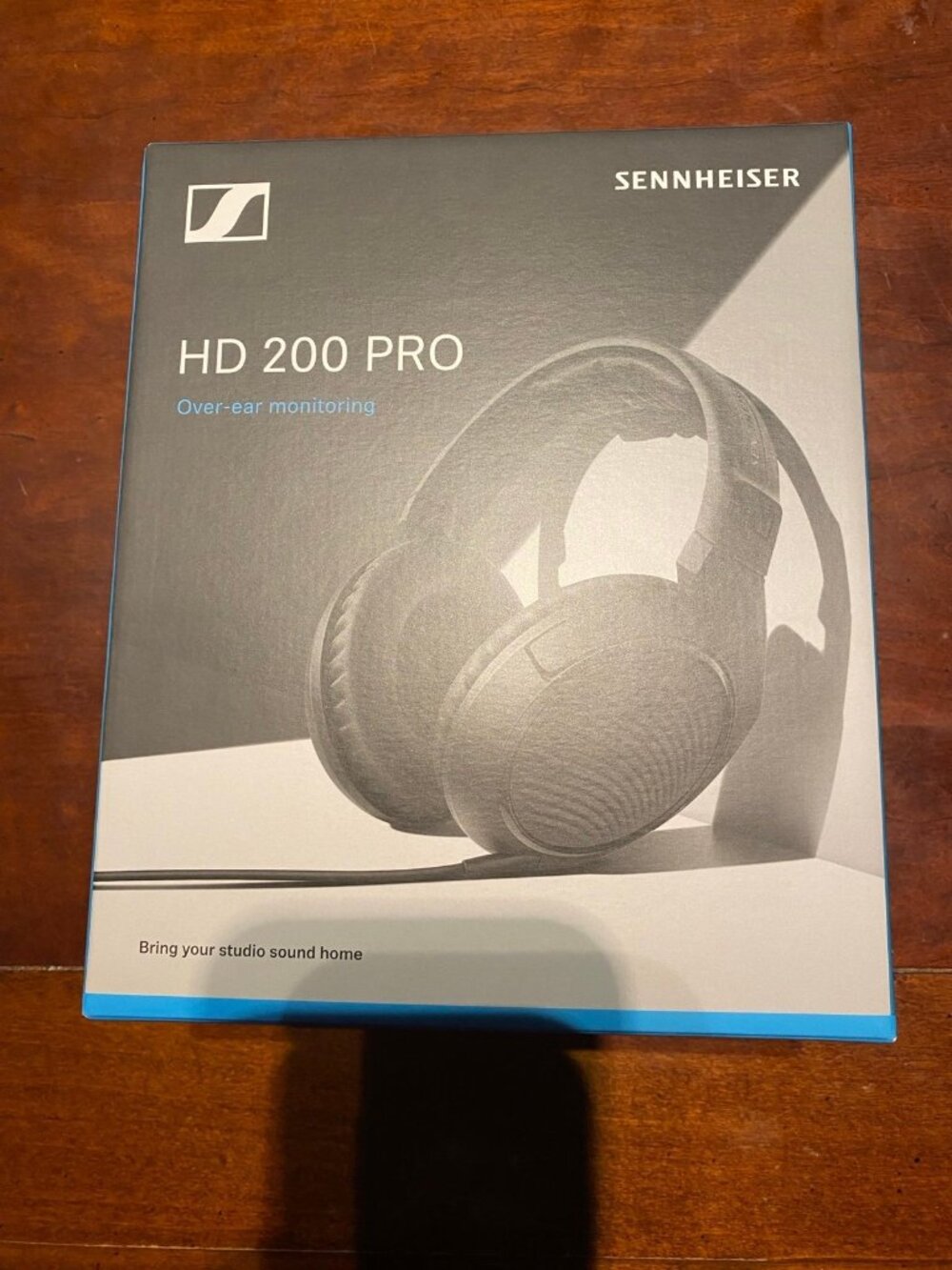 Sennheiser HD 200 PRO Over-Ear Monitoring Headphones – Like New in Box